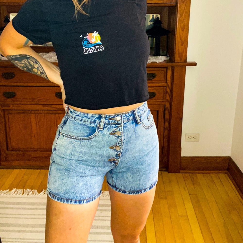 Vintage inspired high waist jean shorts